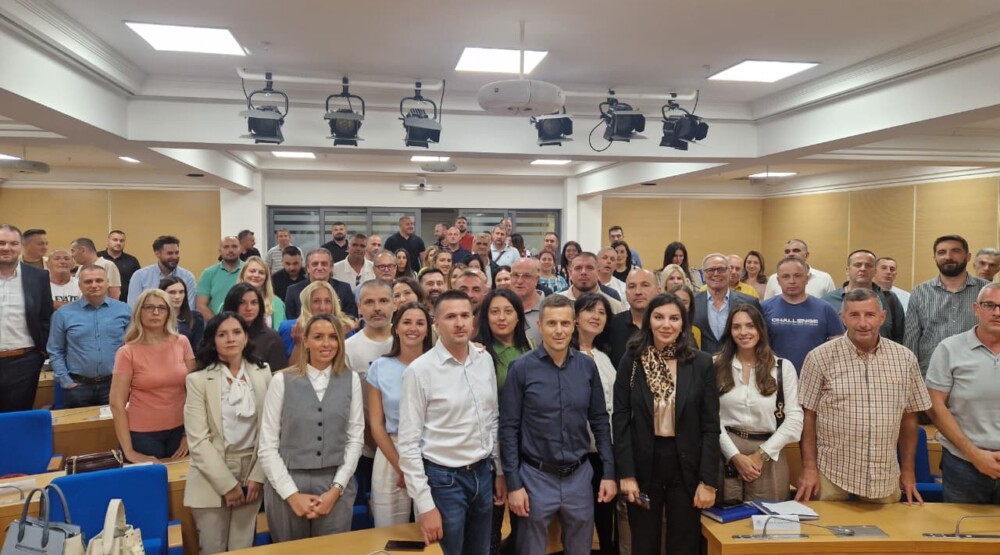 PES Podgorica: Puna podrška Mujoviću da i ubuduće odgovorno upravlja Glavnim gradom