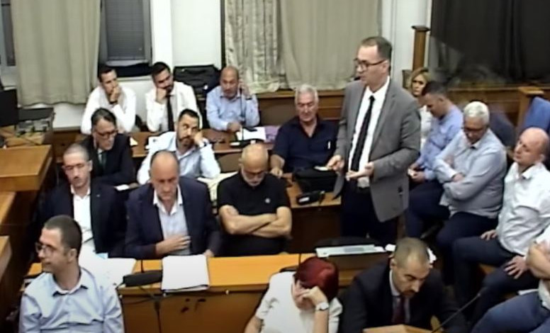 DRŽAVNI UDAR SA ZADRŠKOM: Operacija uspješna, pacijent “umro”
