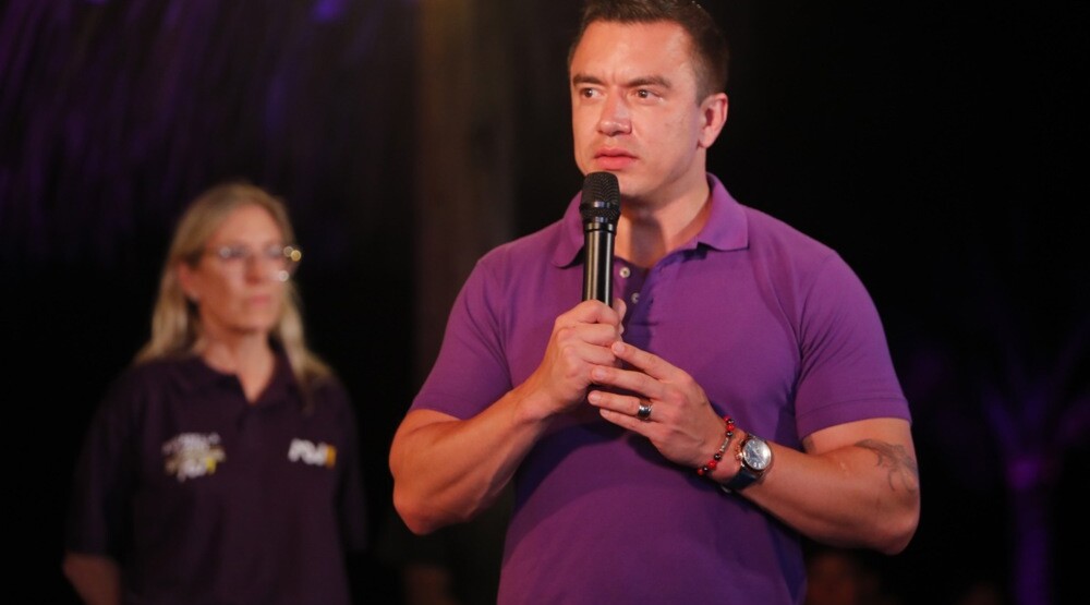 Pucano na vozilo predsjednika Ekvadora