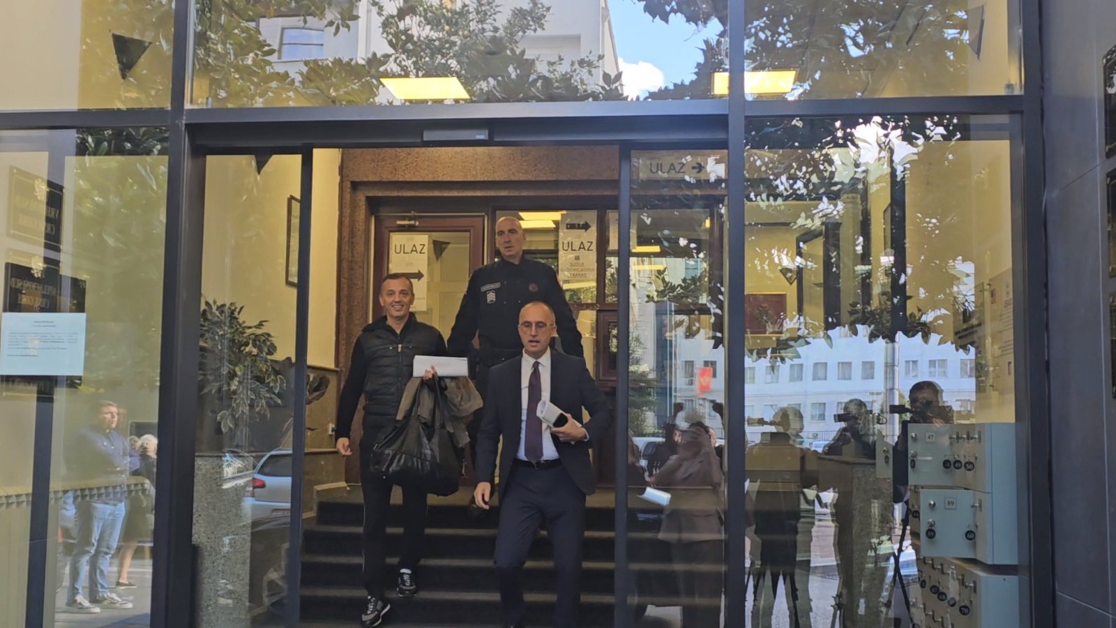Bošković pušten da se brani sa slobode