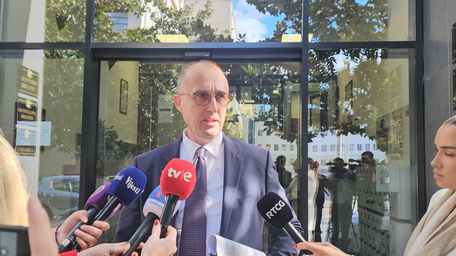 Volkov: Optužnica pokušava da kriminalizuje običnu komunikaciju – opasan presedan koji ako prođe samo je nebo granica