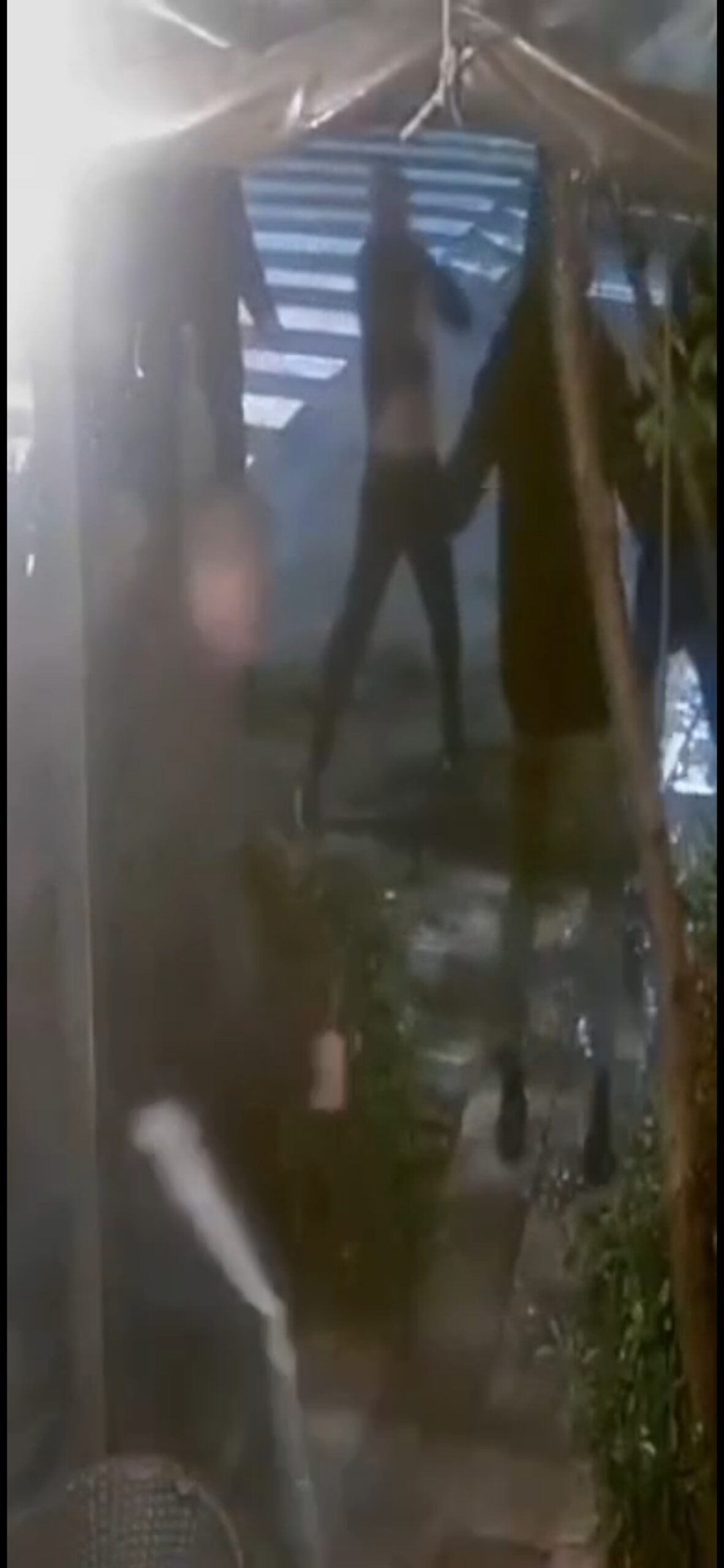 (VIDEO) Uprava policije o snimku: Tužilaštvo će izvršiti detaljnu analizu i vještačenja, ispituje se predmet u rukama crnogorskog državljanina