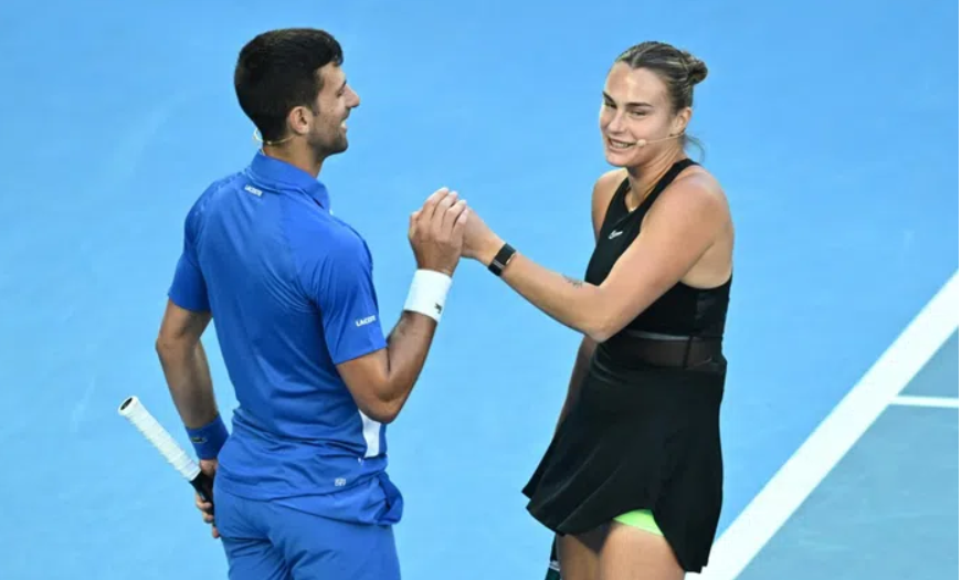 Novak Đoković, Arina Sabalenka FOTO: EPA/JOEL CARRETT