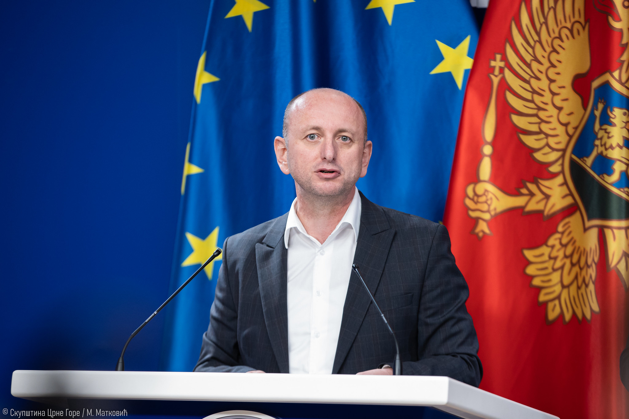 Knežević: Novoviću, stojim Vam na raspolaganju