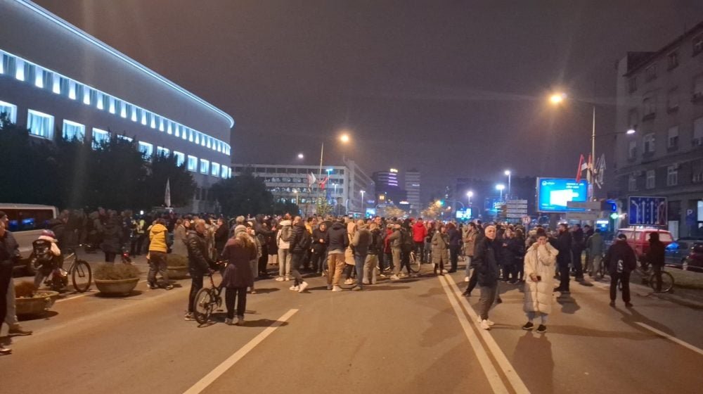 Srbija: Dvije novinarke napadnute ispred prostorija SNS u Subotici