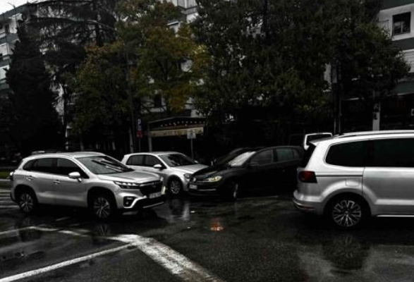 Nezgoda na uglu Dalmatinske i Moskovske ulice, stvorena gužva