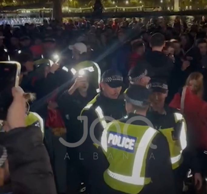 (VIDEO) Britanska policija prekinula praznik albanske zajednice: Isključila muziku i naredila da se raziđu