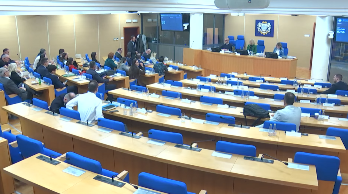 ODBORNICI VEĆINOM ODLUČILI: Podgorica dobija spomen-obilježje posvećeno Amfilohiju i Halitu Đečeviću