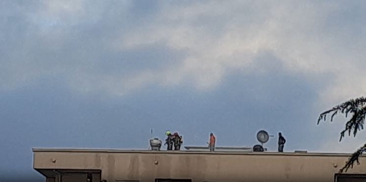 Ugašen manji požar u Podgorici