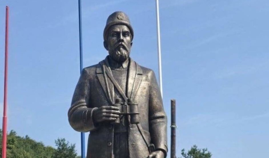 Osnovni sud Berane: Mitropolit Metodije dužan da preda spomen obilježje Pavla Đurišića