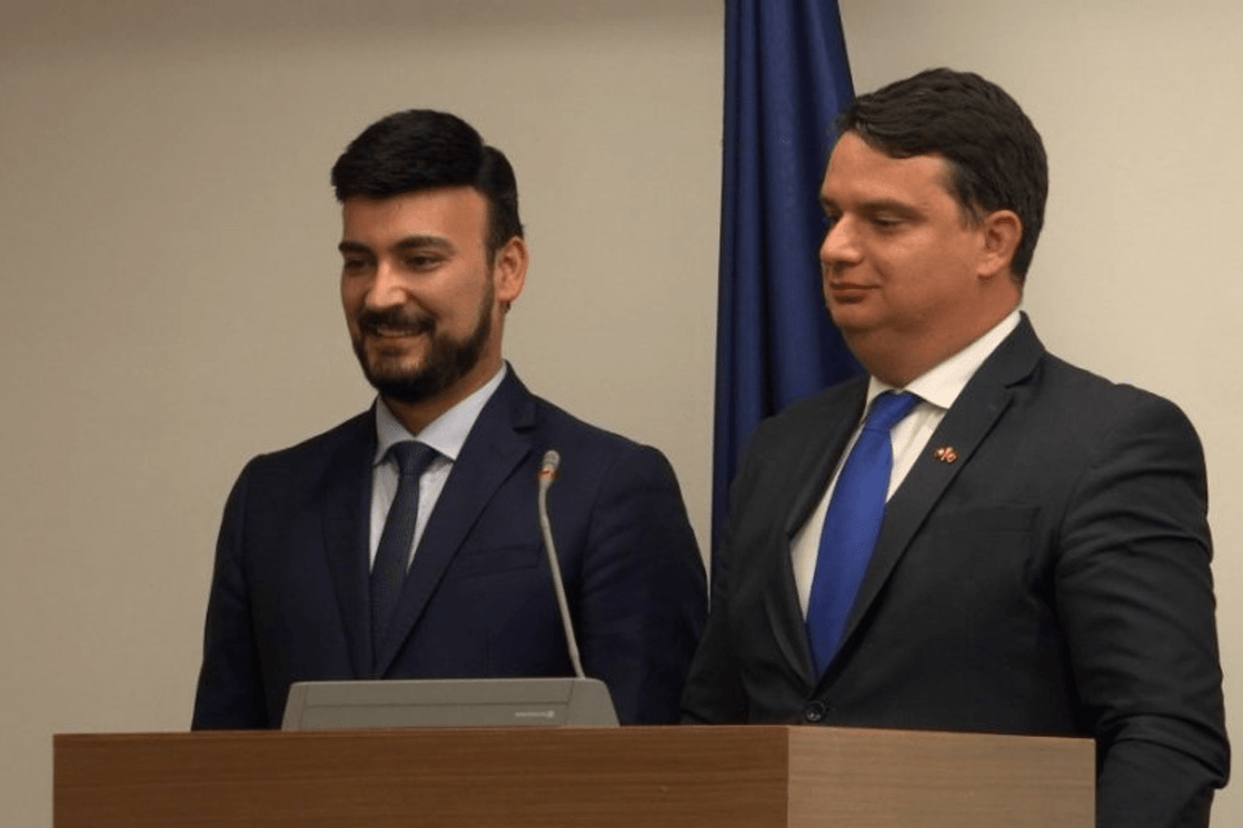 Hoće li SPC i donacija od milion eura prekinuti savez Jovanovića i Odžića?