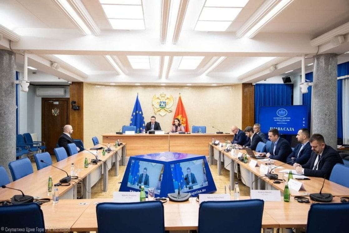 Odbori danas o finansiranju institucija: Pred poslanicima budžeti Ustavnog suda, MUP-a i Ministarstva pravde za narednu godinu