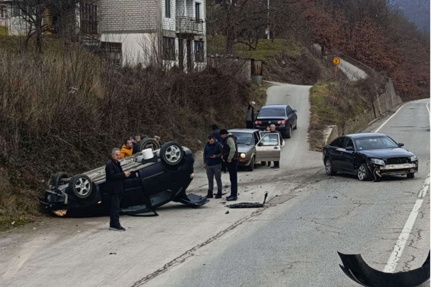 Saobraćajna nezgoda na putu Andrijevica–Berane: Povrijeđeno pet osoba, među njima dvoje djece