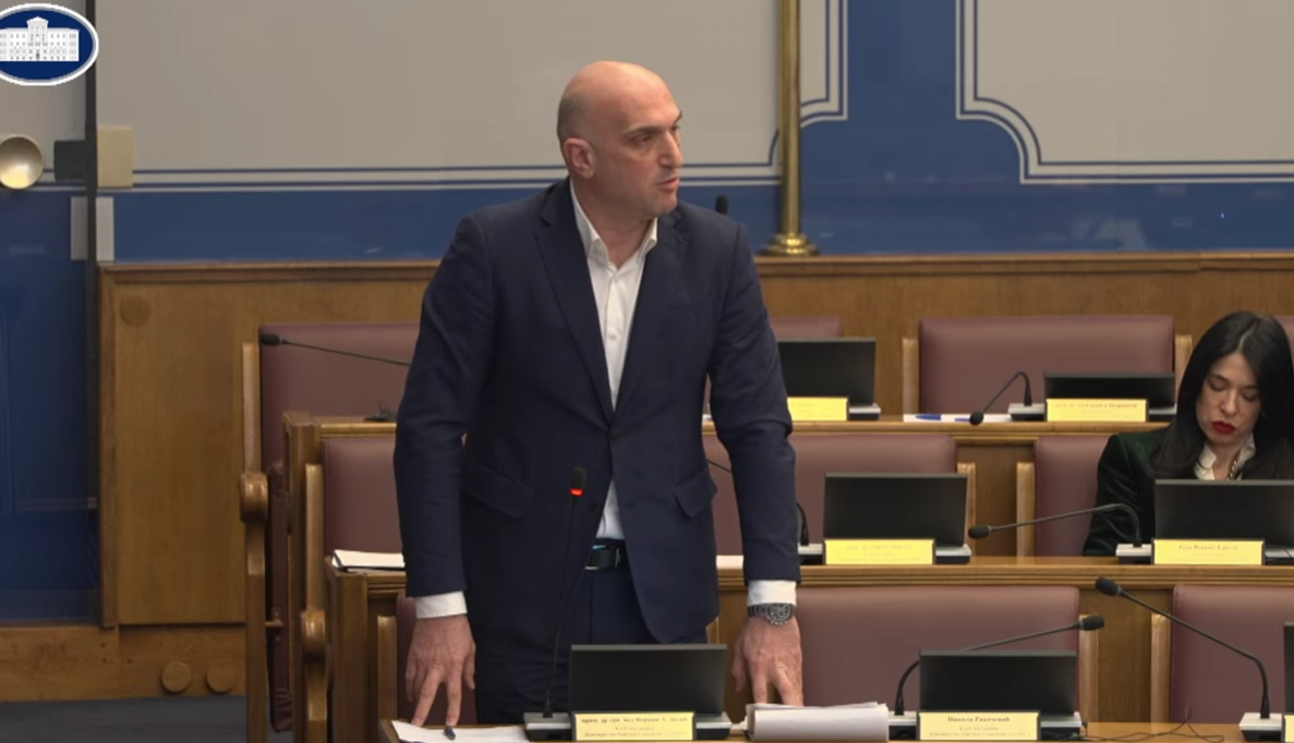 Abdić pozvao na hitnu reakciju: Institutu za bolesti djece stiglo šest zahtjeva za prekid radnog odnosa, u društvu smo Nepala i Gvatemale