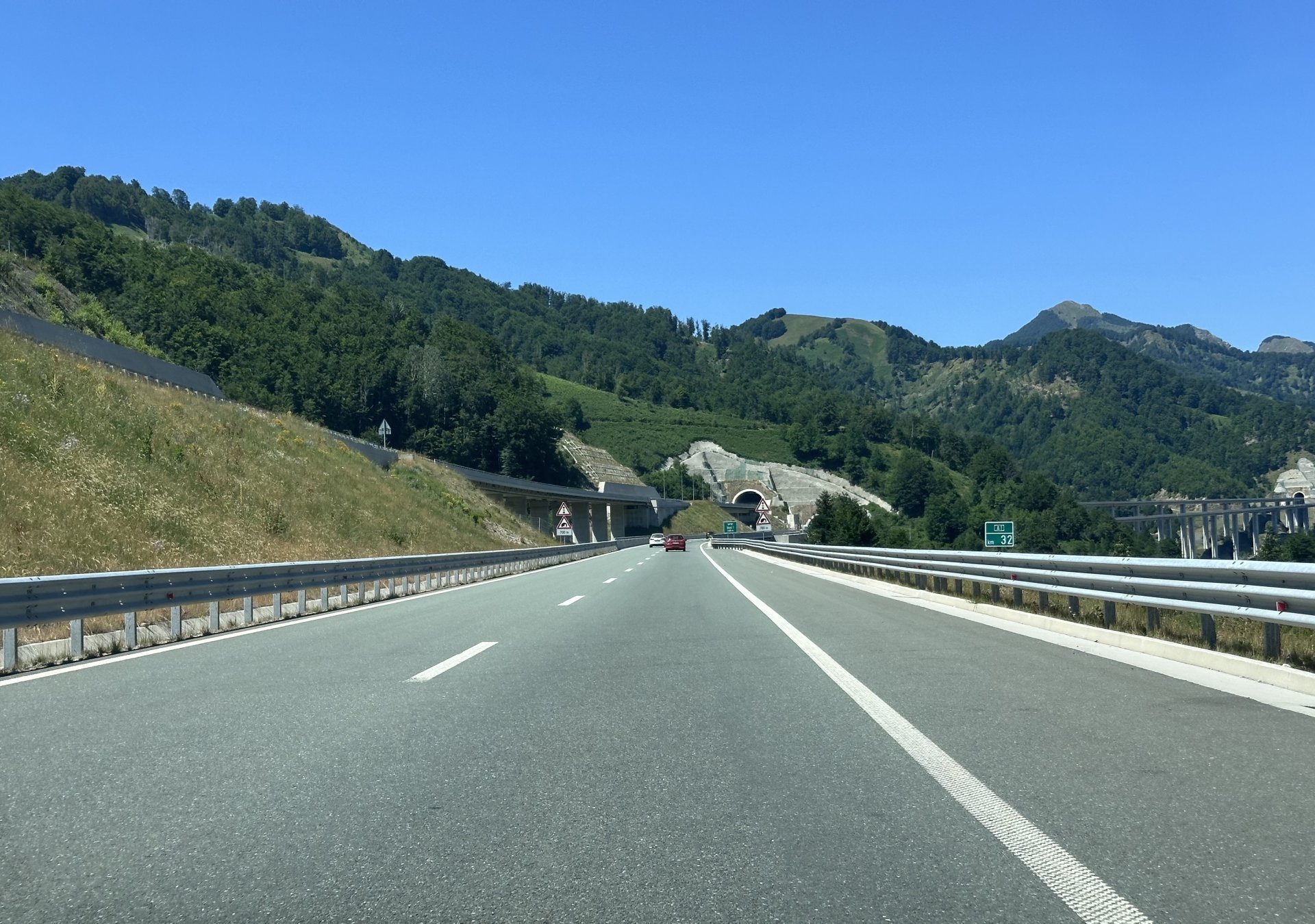 Saobraćajne obustave i radovi u Crnoj Gori: Provjerite stanje na putevima