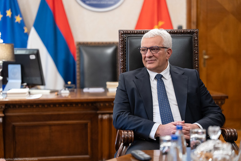 Mandić čestitao Badnji dan i Božić: Pomirenje, dijalog i zajednički život nemaju alternativu
