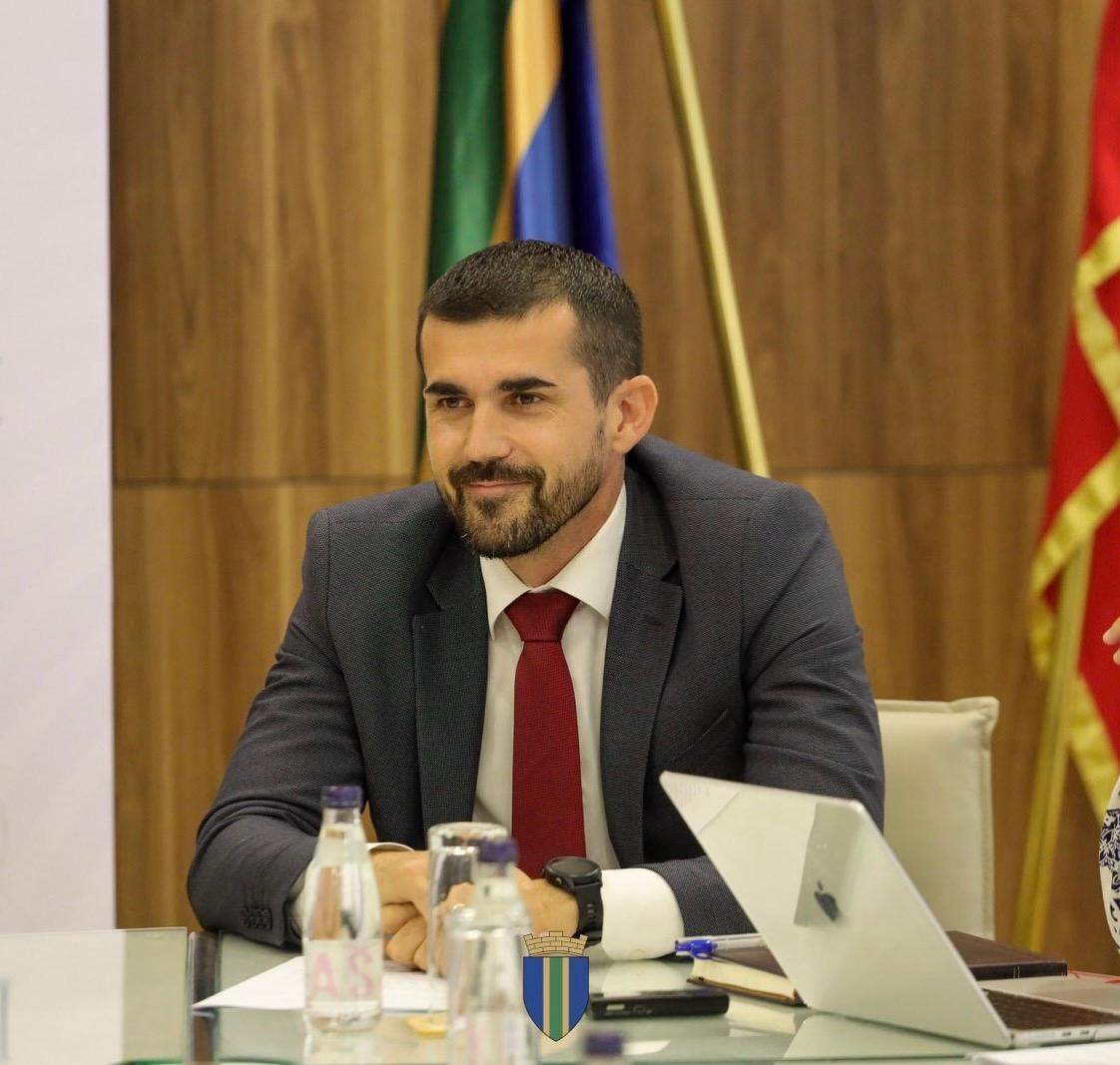 Nenezić: U budžetu za 2026. godinu predvidjeti sredstva za povećanje zarade za oko 300 zapošljenih u lokalnoj samoupravi