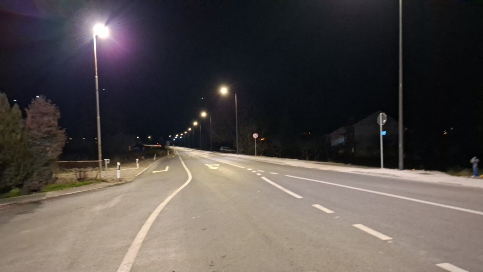 Bijelo Polje: U Zatonu puštena javna rasvjeta