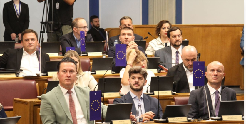 PES o predlogu za godišnji dodatak: Đeljošaj da uskladi svoju inicijativu sa Socijalnim savjetom i predloži prihodnu stranu
