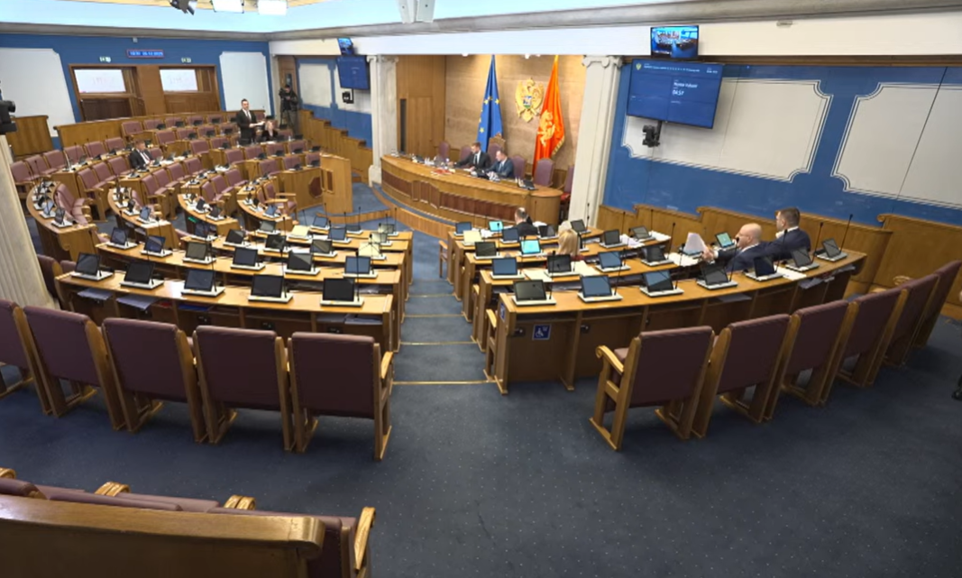 Milović: Građani, morate da znate – doći će do povećanja cijena struje; Vuković: Imamo najpovoljniji poreski ambijent
