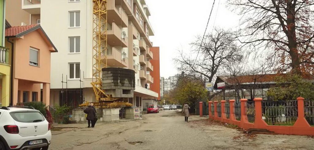 Građani ulice Živka Nikolića: Vladavina prava ne završava na tabli „gradilište“