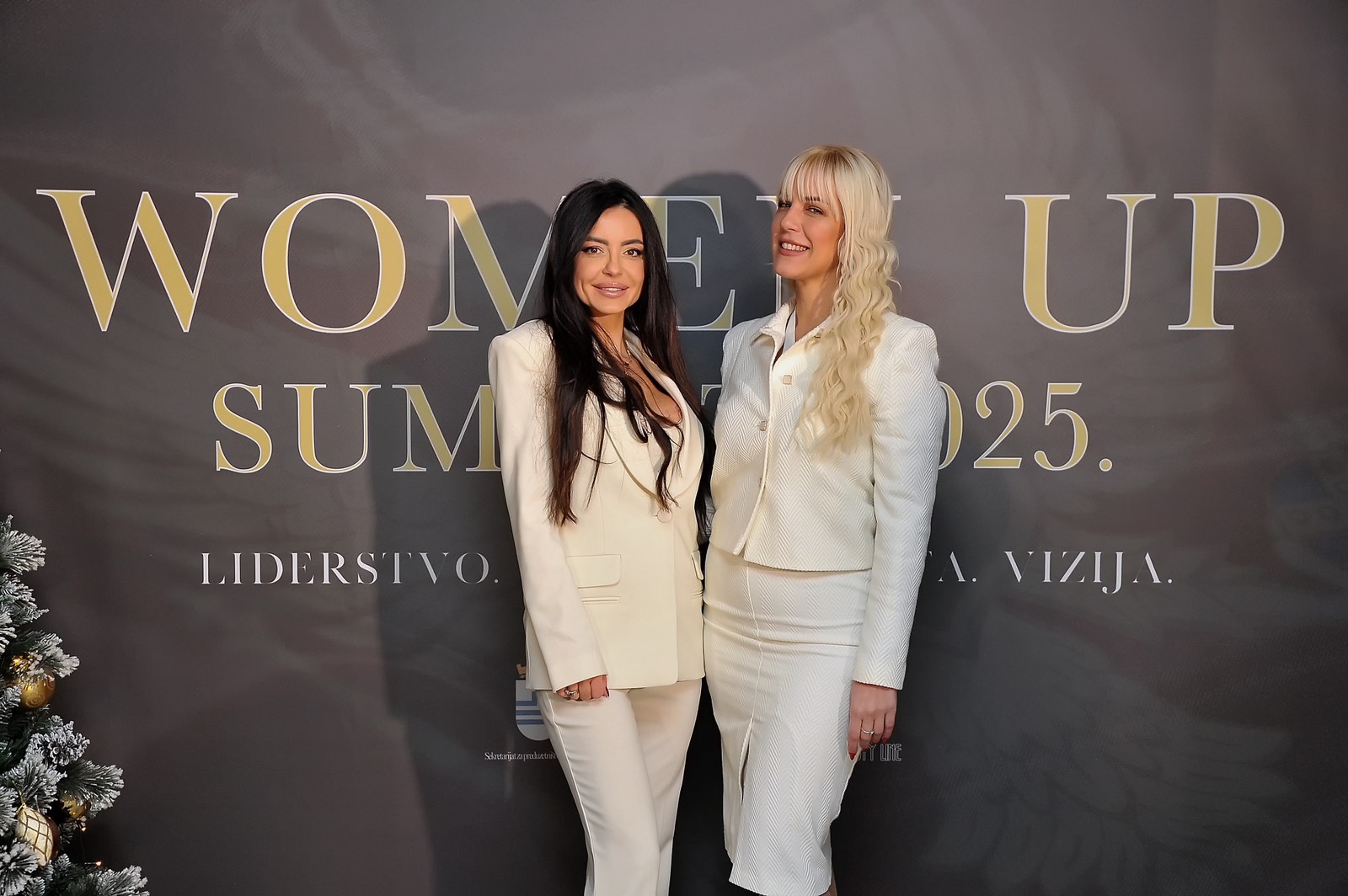 (FOTO – VIDEO) Women Up Summit 2025: „Žena ženi nije vuk“ – poručila zamjenica gradonačelnice Nađa Ljiljanic