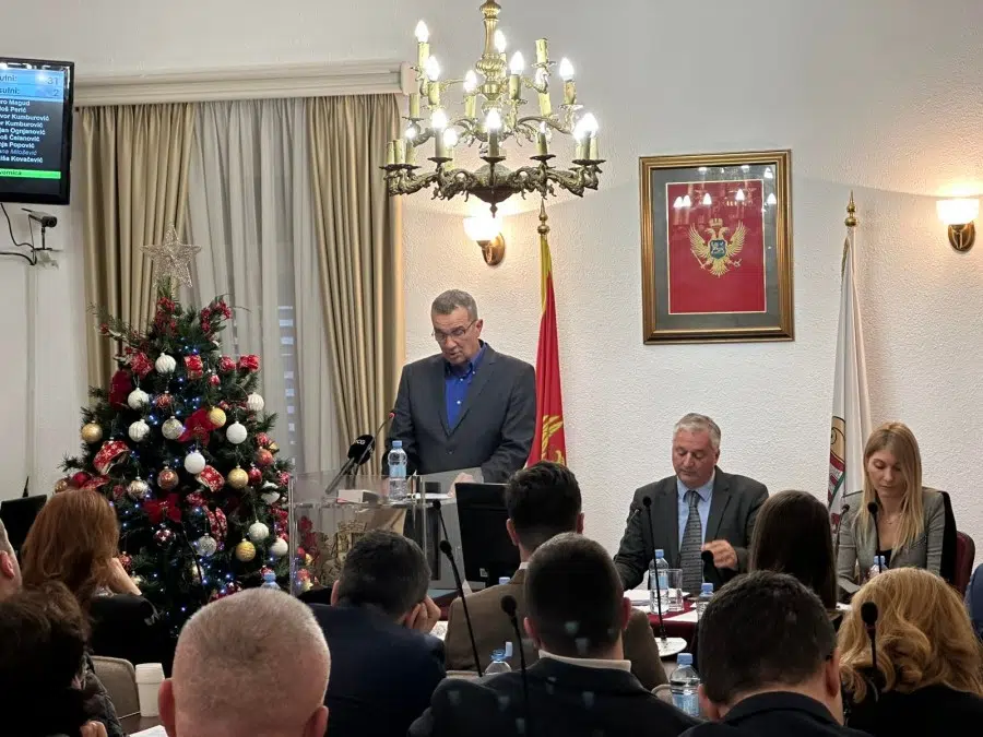 Vojin Batuta novi predsjednik Skupštine opštine Kotor