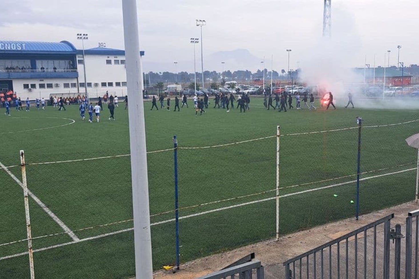 Policija nije obezbjeđivala utakmicu Budućnosti, do sada privedeno sedam osoba