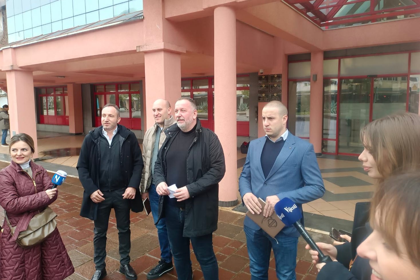 Prevoznici obustavljaju blokade granica