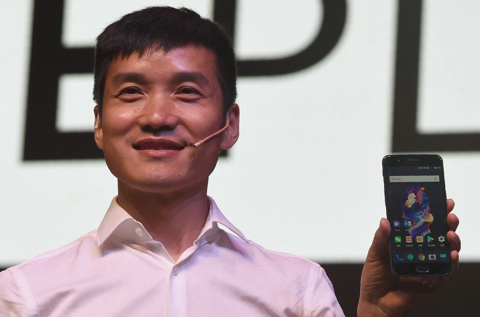 Izdat nalog za hapšenje generalnog direktora i osnivača OnePlus-a