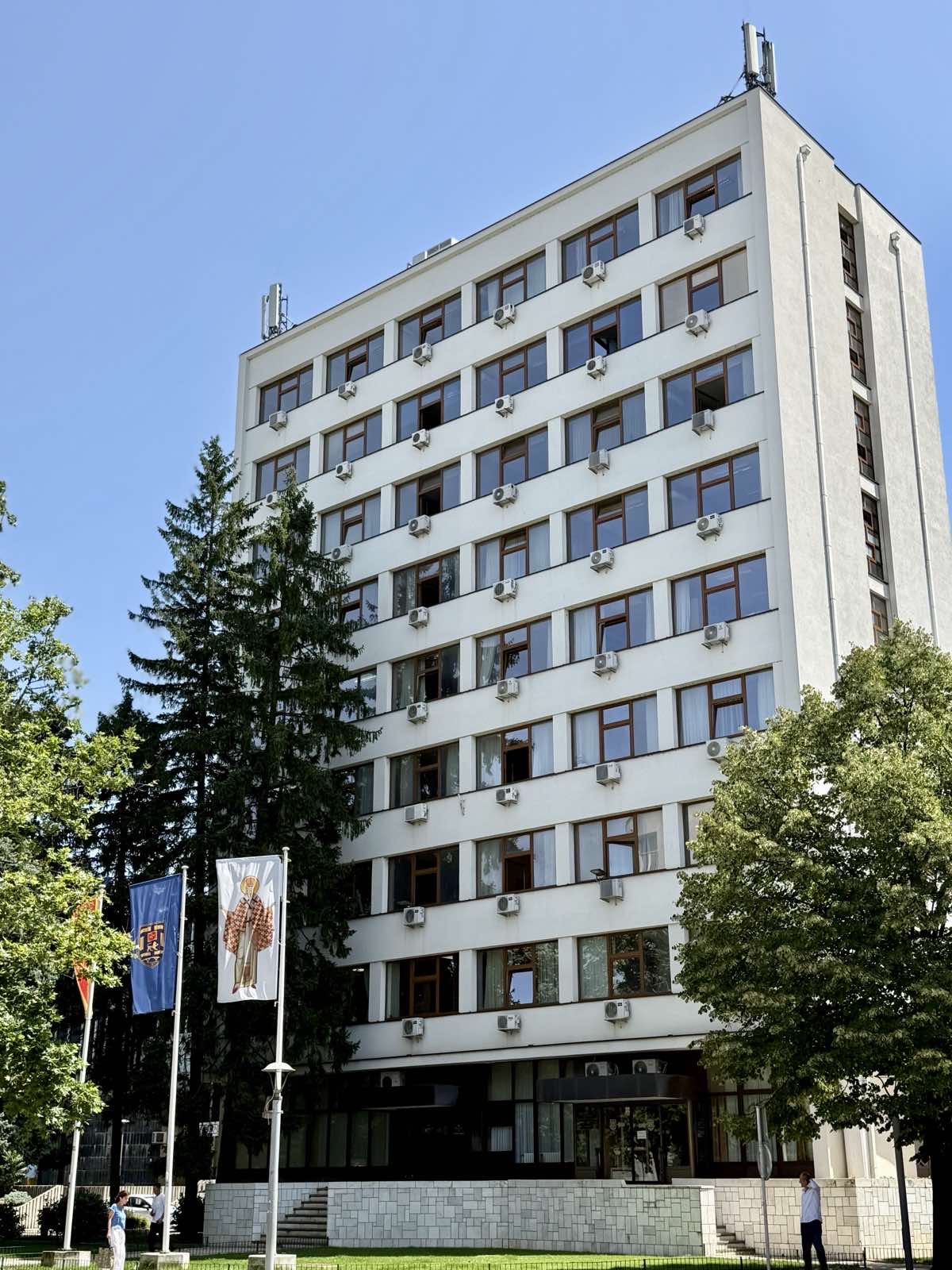 Opština Nikšić DPS-u: Gradnja parkinga kod “Desetke” transparentna i zakonita