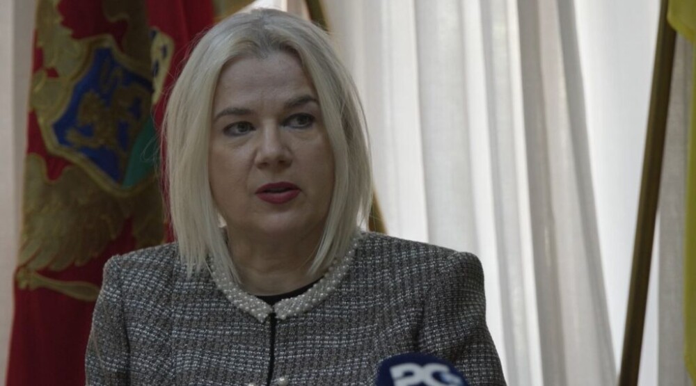Perović: Pismo i dalje značajno sredstvo komunikacije
