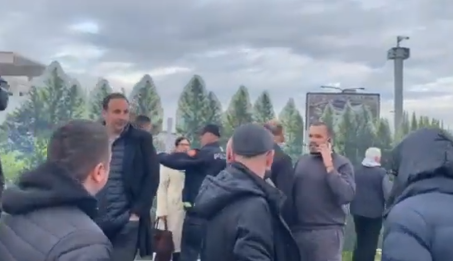 (VIDEO) Asanović tražio reakciju policije, tvrdi da ga je jedna građanka provocirala