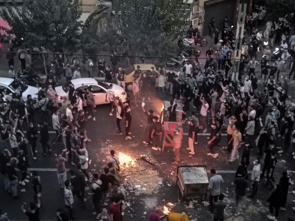 (VIDEO) Počeli novi veliki protesti u Teheranu, oglasio se Tramp