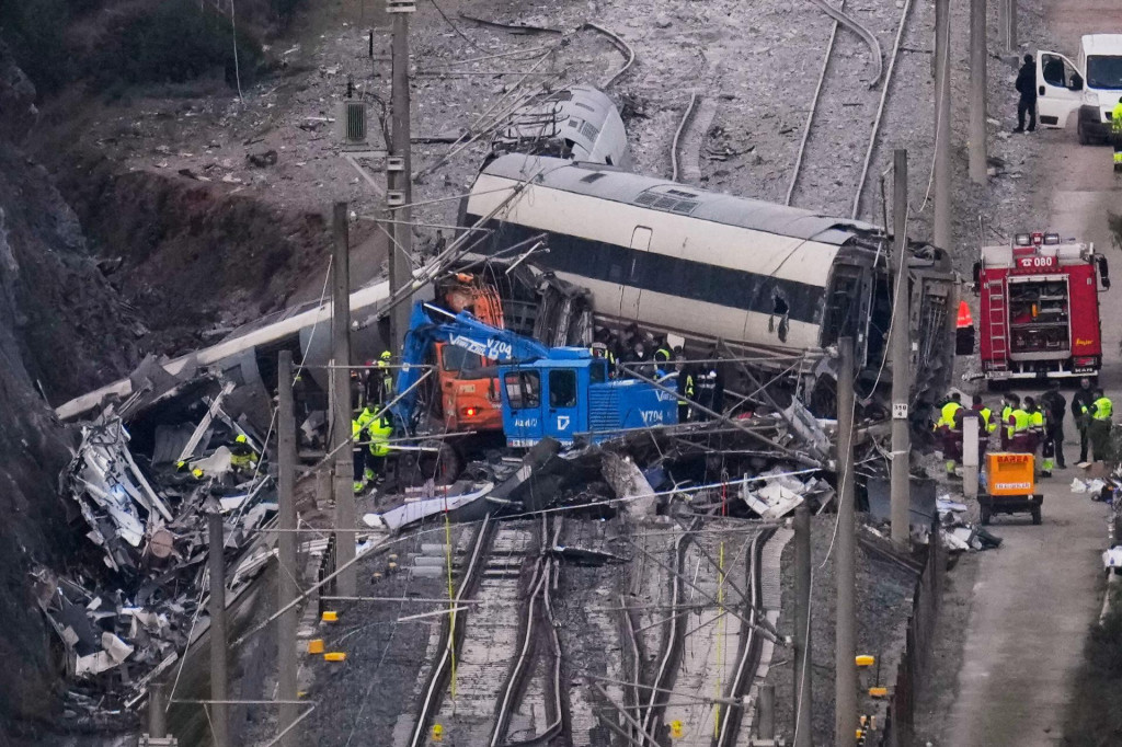 Broj žrtava željezničke nesreće u Španiji porastao na 46