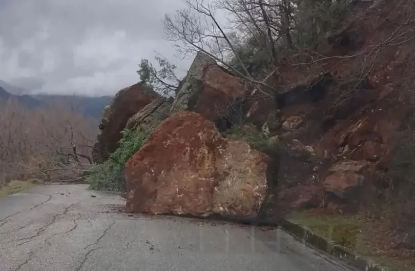 Odron kod Virpazara, savjetuje se korišćenje drugih putnih pravaca