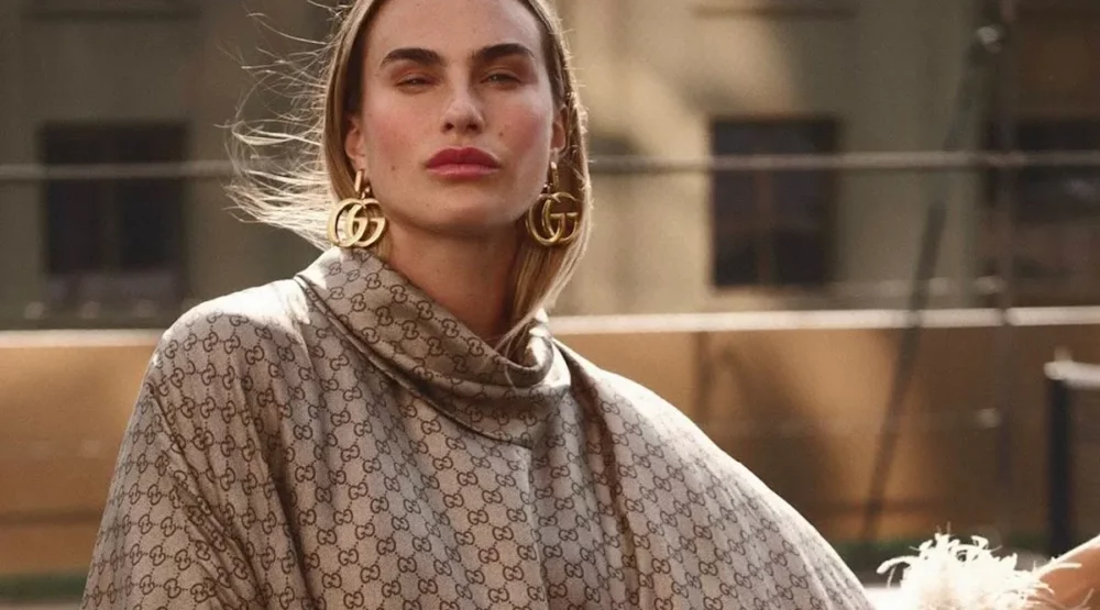 Visoka moda nikada nije izgledala moćnije: Arina Sabalenka postala nova Guči djevojka