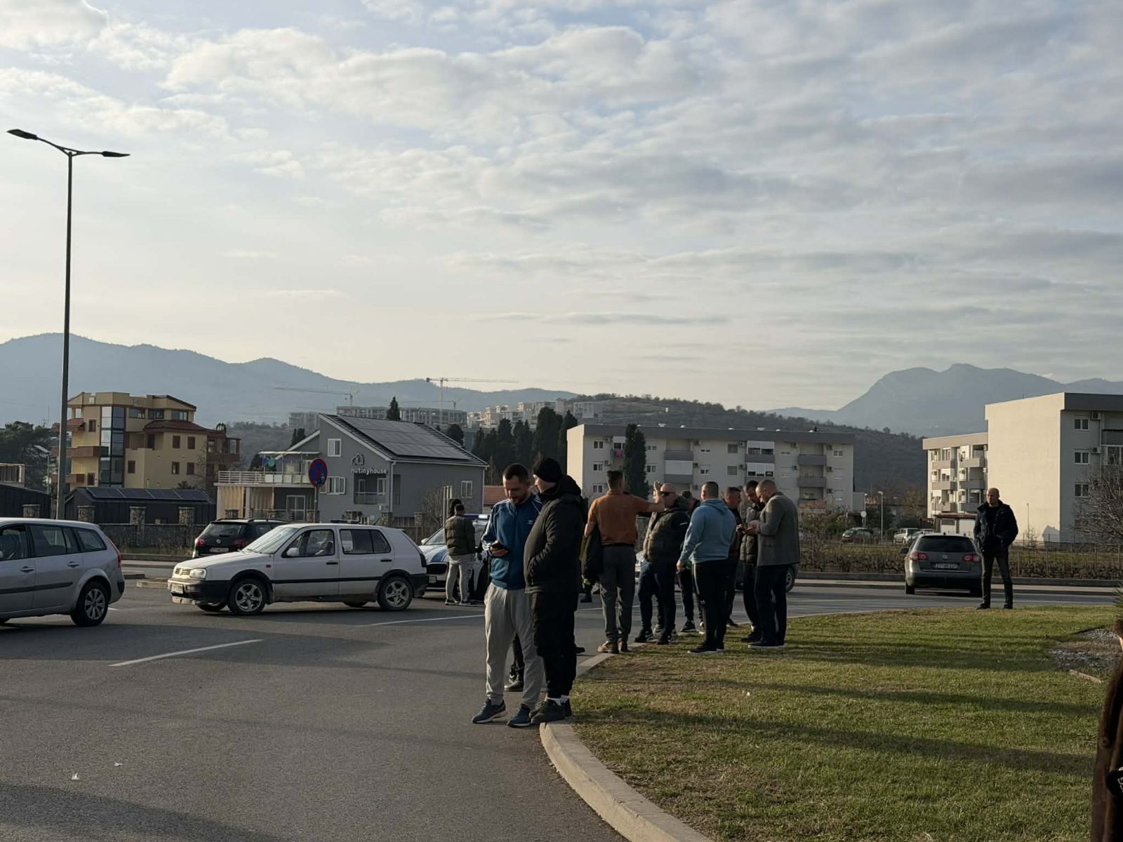 Četiri sata blokade saobraćaja: Zećani danas kod pumpe Čelebić
