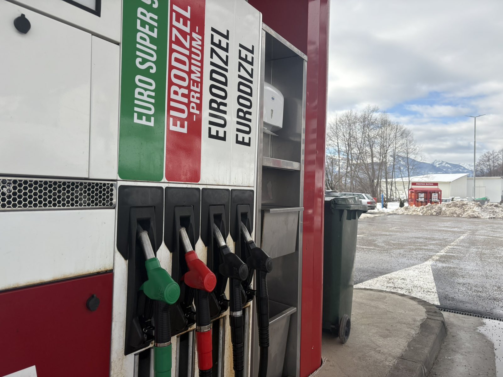 Za 10 dana bi cijena dizela u Crnoj Gori mogla skočiti gotovo 25 centi po litru