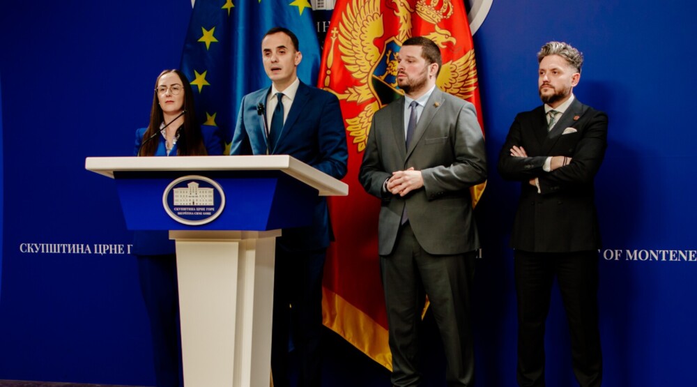 URA predala u Skupštini predlog o povećanju svih penzija za 40 eura
