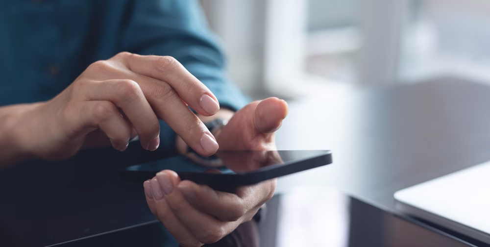 Naučnici kažu da zbog jedne funkcije na telefonu trošimo više novca