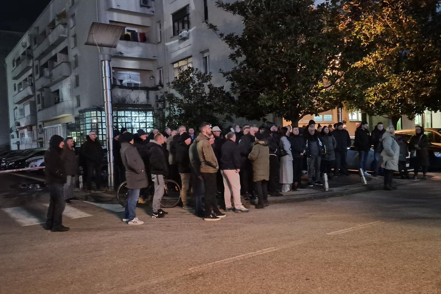 Ujedinjena Crna Gora: Odlažemo protest, steći će se uslovi da se Vesna brani sa slobode