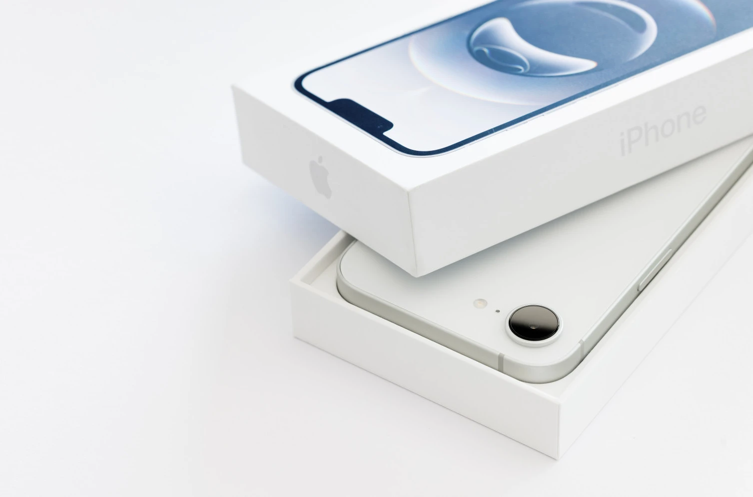 Otkriveni detalji o iPhone 17e: MagSafe se vraća, cijena ostaje ista