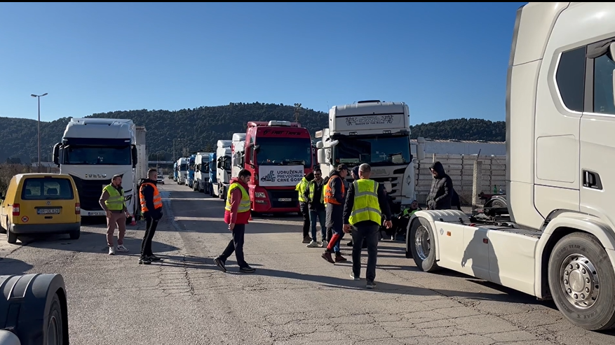 Nova blokada teretnog drumskog saobraćaja?
