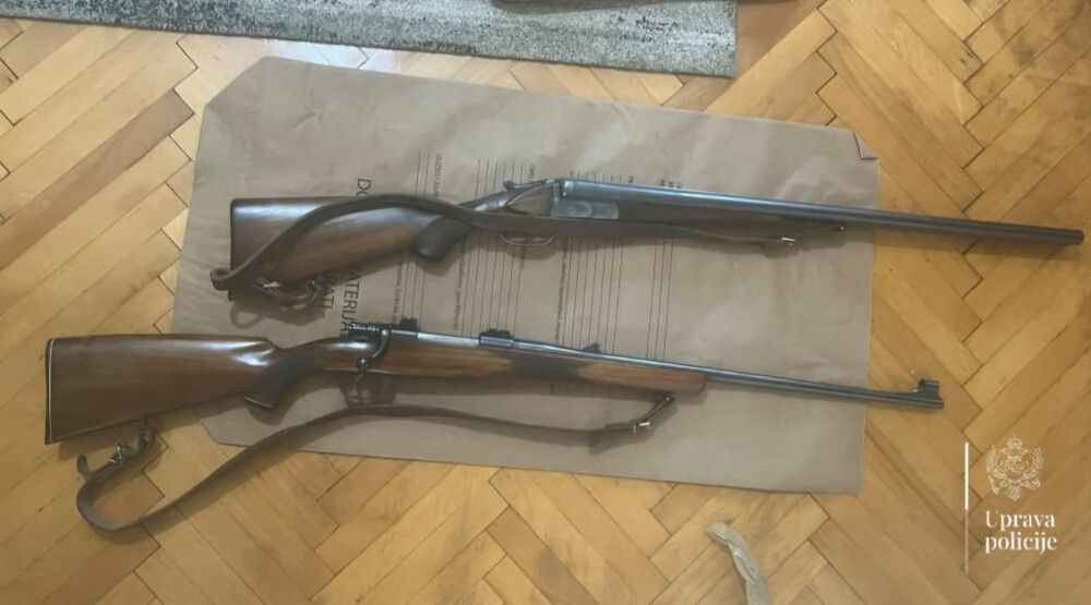 Uprava policije: Od Podgoričanina oduzete dvije puške i preko 400 komada municije