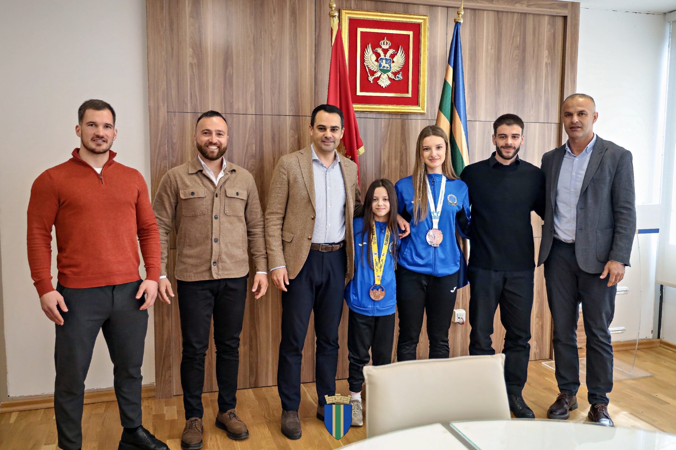 Raičević ugostio mlade karatistkinje: Svakoj vašoj medalji se radujemo kao da je naša