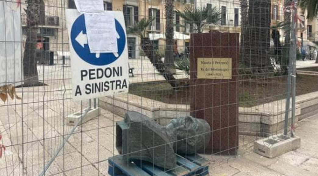 Vandalizam u Bariju: Oborena spomen bista kralju Nikoli