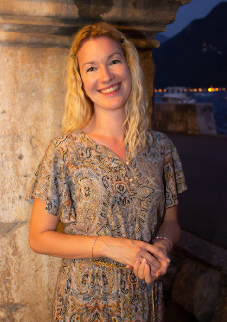 „Cvjetni dnevnici“ – Artist in Residence program u hotelu The Chedi Luštica Bay