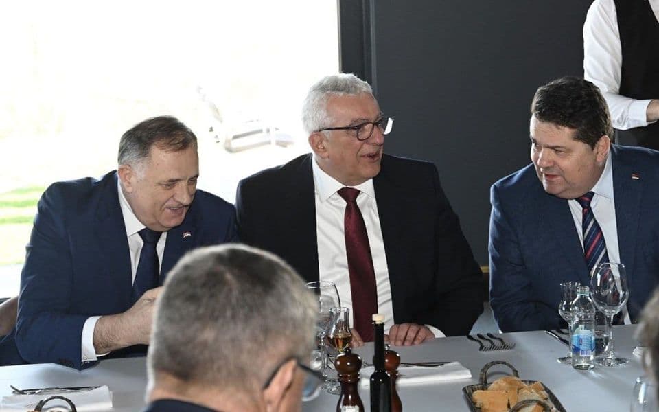 I Mandić u kolu Dodikovog američkog lobiste Majkla Flina