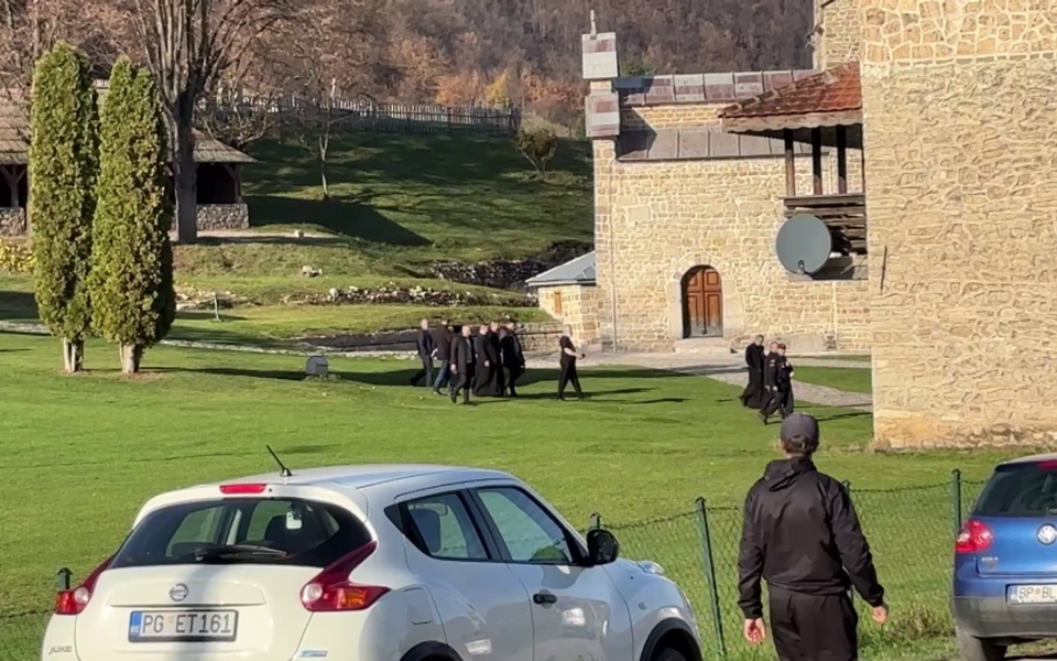 Sud završio svoje, ostali ćute – masivni spomenik Pavlu Đurišiću nestao bez traga